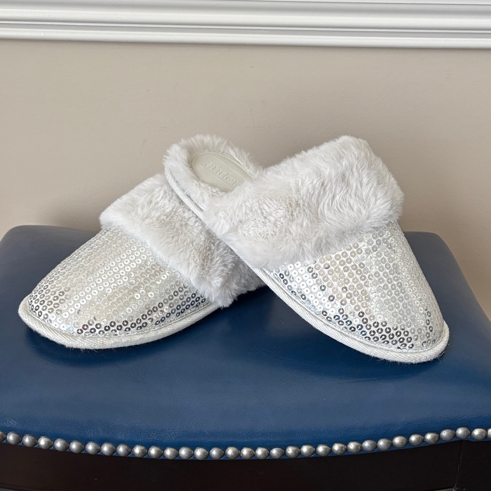 Sparkling Sequined Faux Fur Slippers